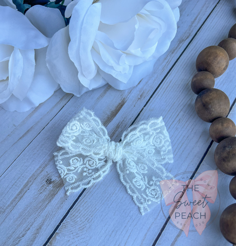 Lace Dainty Bow